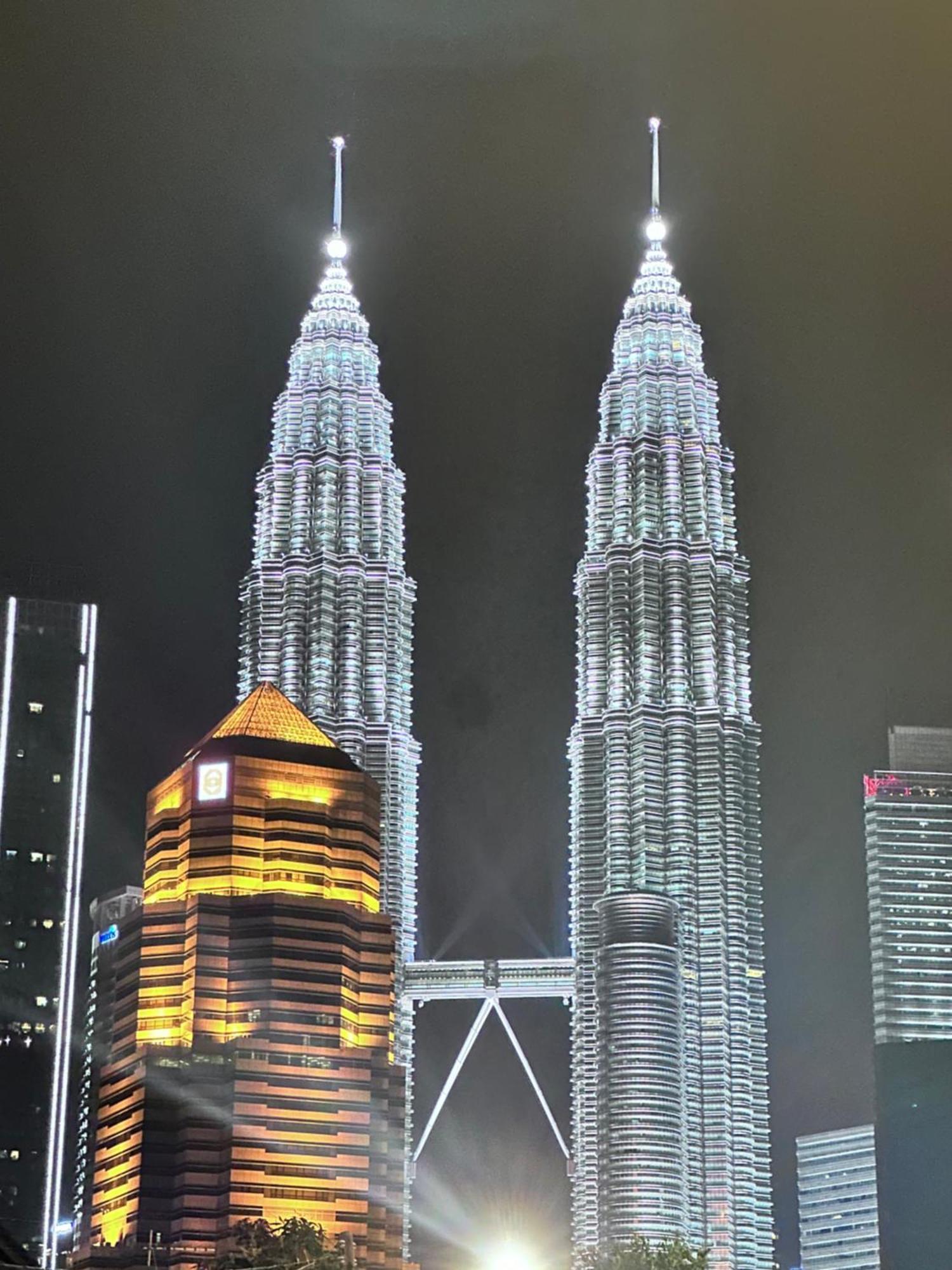 The Luxe Infinitum Klcc By Kl Malaysia Apartment Куала Лумпур Екстериор снимка