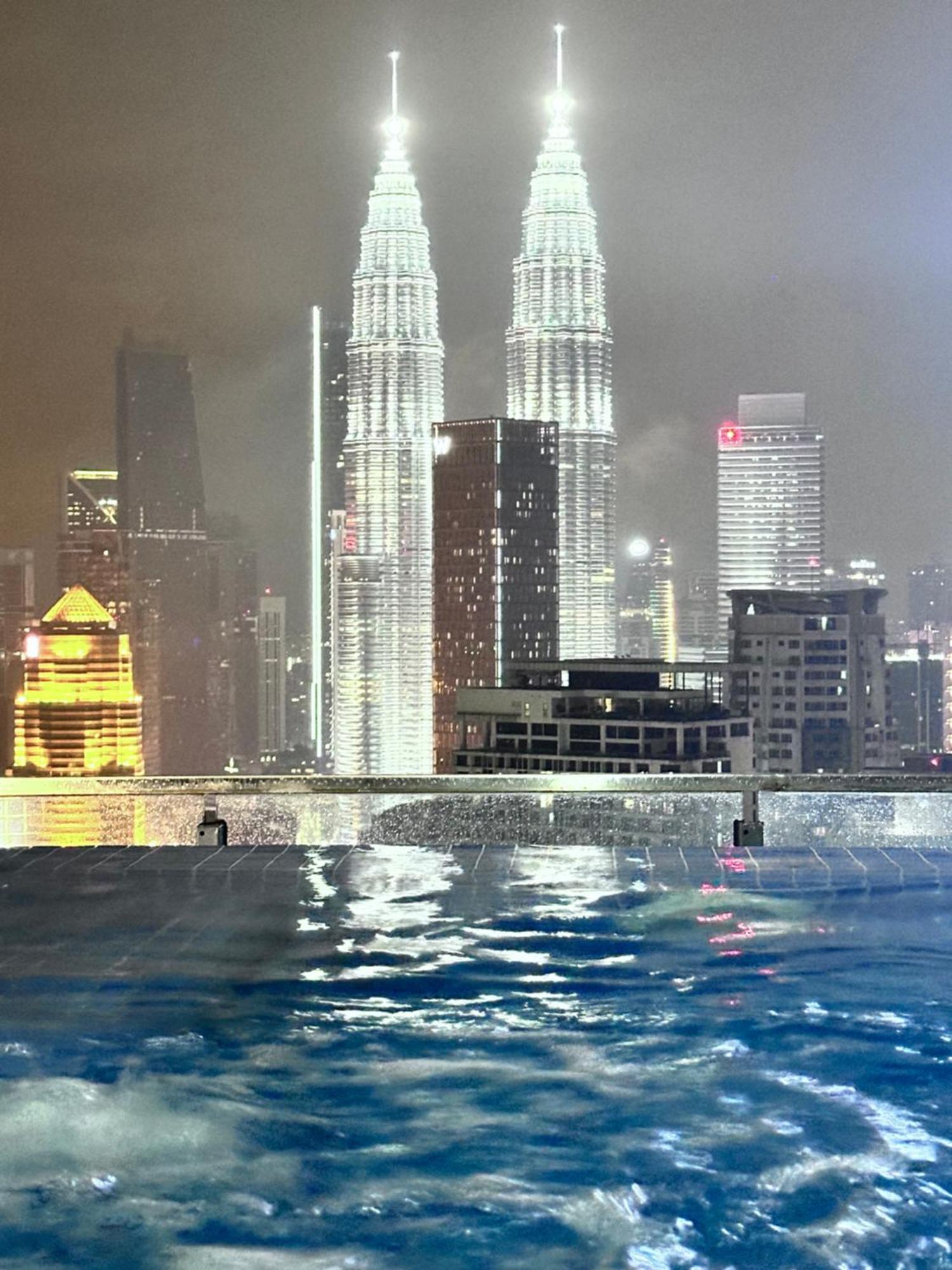 The Luxe Infinitum Klcc By Kl Malaysia Apartment Куала Лумпур Екстериор снимка