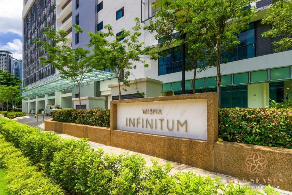 The Luxe Infinitum Klcc By Kl Malaysia Apartment Куала Лумпур Екстериор снимка